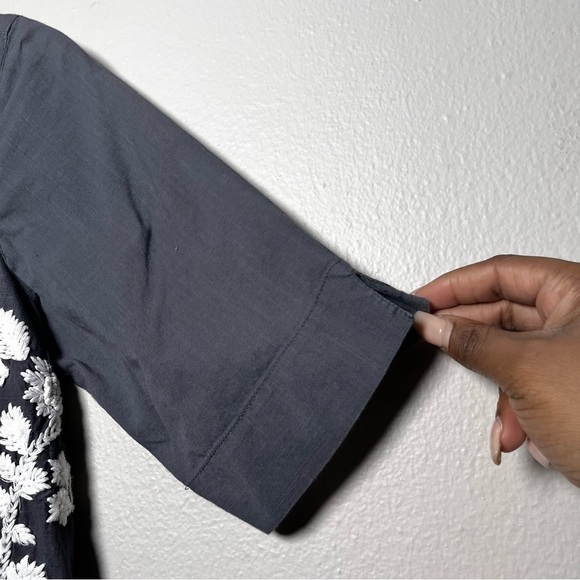 Ivy Jane Women Top XS Gray Embroidered Peasant Boho Cottagecore 100% Cotton - Picture 4 of 10